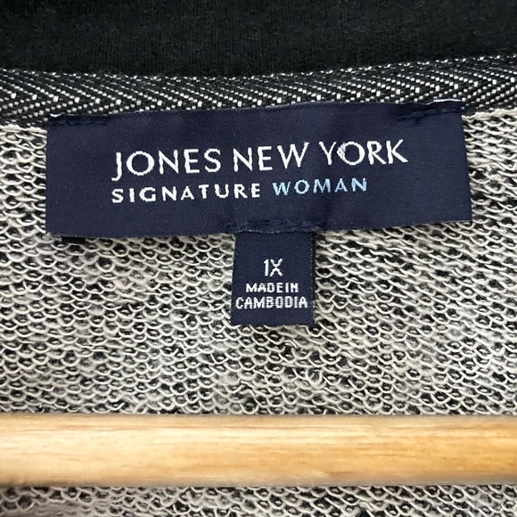 JONES NEW YORK Signature Woman Zip Up Sweatshirt Jacket - Picture 2 of 5